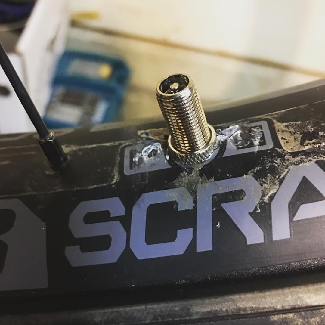 Schrader Vs Presta Valves - Which One Is The Best?